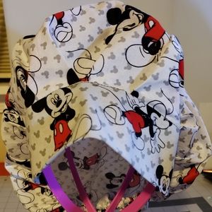 Scrub bouffant caps.